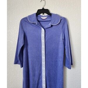 Vintage Serenity Women's Robe Size M, with Lace, Ribbon, Snap Closure